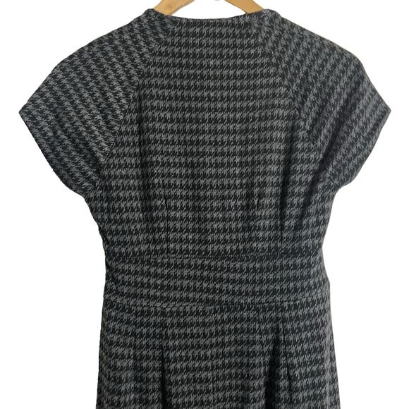 Banana Republic Black Gray Houndstooth Cap Sleeve Sheath Dress 8 Petite - Picture 4 of 6